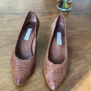 Vintage kitten heels